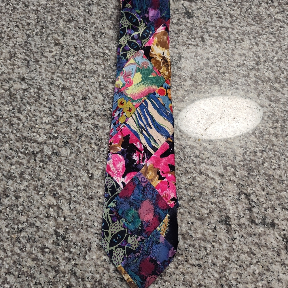 Vintage Vibrant Abstract Men's Tie